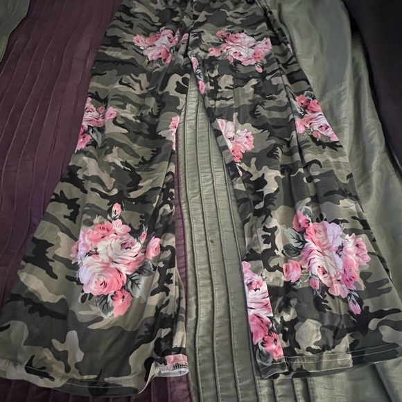 Pants - Floral Camouflage Women's Skirt - Women’s XL